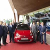 Các quan chức Italy và Algeria trong buổi lễ khánh thành nhà máy ôtô Fiat ở thành phố Oran, Algeria. (Nguồn: Just Auto)
