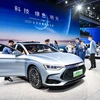 Mẫu xe điện của BYD tại triển lãm ôtô ở tỉnh Quảng Đông, Trung Quốc ngày 16/6/2023. (Ảnh: THX/TTXVN)