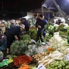 Quang cảnh tấp nập tại các chợ đầu mối ở Hà Nội những ngày giáp Tết