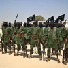 Các tay súng nhóm phiến Al-Shabaab tại một địa điểm ở Lower Shabelle, Somalia. (Ảnh: AFP/TTXVN)