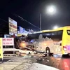 Hiện trường vụ tai nạn giao thông liên quan tới xe khách Thành Bưởi xảy ra ngày 30/9/2023 làm 5 người chết. (Ảnh: TTXVN phát)