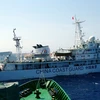 Tàu quân sự Trung Quốc mang vũ khí đe dọa tàu Việt Nam