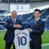 AIMS là Đối tác giao dịch trực tuyến chính thức của Câu lạc bộ bóng đá Tottenham Hotspur (Anh)