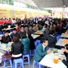 Hàng vạn người tấp nập dự Ngày hội bia Hà Nội 2014 trong giá rét