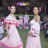 H’Hen Niê, Lệ Hằng sánh bước làm vedette show diễn ‘Pink Summer’