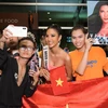 [Photo] Miss Universe: Hoàng Thùy lên đường quảng bá văn hóa Việt