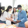 Hành trình nhân ái của thí sinh Miss World Việt Nam 2023 tiếp tục với dự án nhân ái “Phiên chợ Tử tế”. (Ảnh: CTV/Vietnam+)
