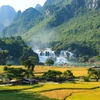 Khung cảnh đẹp bình yên ở thác Bản Giốc, Cao Bằng. (Ảnh: CTV)