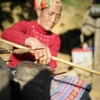 Nghề dệt vải lanh của người H'Mông ở Vân Hồ là một trong những nghề truyền thống độc đáo cần được bảo tồn và phát triển. (Ảnh: Mai Mai/Vietnam+)