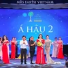 Á hậu 2 Nguyễn Thị Thưa (cùng giải phụ Người đẹp có hình thể đẹp nhất) trong đêm Chung kết Mrs Earth Vietnam 2024. (Ảnh: CTV/Vietnam+)