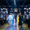 Vietnam International Fashion Week “nhá hàng” thiết kế đặc sắc sắp ra mắt. (Ảnh: PV/Vietnam+)