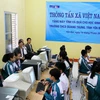 TTXVN tặng dàn máy tính cho trường học ở Yên Bái