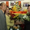 Phó Chủ tịch nước thăm nhà giáo Nguyễn Ngọc Ký