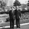 Liệt sỹ Phan Hoài Nam và cha - nhà thơ Xuân Tâm - tại Moskva, năm 1962. (Nguồn: TTXVN)