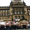 Míttinh phản đối người nhập cư tại Prague chiều 17/10. (Ảnh: Trần Quang Vinh/Vietnam+)