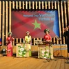 Biểu diễn văn nghệ trong sự kiện Ngày quốc gia Việt Nam ở Expo Milan 2015. (Ảnh: Đức Hòa/Vietnam+)