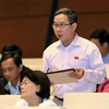 Đại biểu Quốc hội tỉnh Đồng Tháp Nguyễn Hữu Đức phát biểu ý kiến. (Ảnh: Doãn Tấn/TTXVN) 
