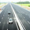 Đường cao tốc Hà Nội-Hải Phòng trong ngày thông xe. (Ảnh: Huy Hùng/TTXVN)