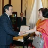 Chủ tịch nước Trương Tấn Sang tiếp Đại sứ Ấn Độ tại Việt Nam đến chào từ biệt. (Ảnh: Nguyễn Khang/TTXVN)