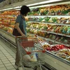 Mua hàng tại một siêu thị ở Trung Quốc. (Nguồn: marketingtochina.com)