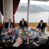 Ngoại trưởng các nước G7 tại phiên họp đầu tiên của Hội nghị. (Nguồn: AFP/TTXVN)