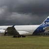 Máy bay A380 của hãng Airbus tại Triển lãm hàng không quốc tế Farnborough (Anh) ngày 11/7. (Nguồn: EPA/TTXVN)