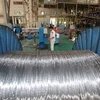 Sản xuất máy biến thế tại nhà máy sản xuất thiết bị điện Hanaka, Từ Sơn, Bắc Ninh. (Ảnh: Trần Việt/TTXVN)