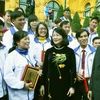 Phó Chủ tịch nước Đặng Thị Ngọc Thịnh với các đại biểu. (Ảnh: Nguyễn Dân/TTXVN)