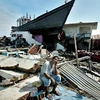 Aceh tan hoang sau khi bị sóng thần tàn phá năm 2004. (Nguồn: The Guardian)