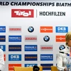 Tổng Thư ký Liên đoàn biathlon quốc tế Nicole Resch (phải) và đại diện cảnh sát Áo Vincenz Kriegs tại một cuộc họp báo. (Nguồn: Getty Images)