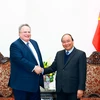 Thủ tướng Nguyễn Xuân Phúc tiếp Bộ trưởng Ngoại giao Hy Lạp Nikos Kotzias đang thăm chính thức Việt Nam. (Ảnh: Thống Nhất/TTXVN)