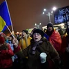 Hàng chục nghìn người tham gia cuộc biểu tình chống Chính phủ ở thủ đô Bucharest, Romania ngày 12/2. (Nguồn: AFP/TTXVN)