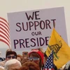 Tuần hành ủng hộ Tổng thống Mỹ Donald Trump. (Nguồn: NBC)