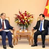 Phó Thủ tướng Chính phủ Trịnh Đình Dũng tiếp Ngài Yuri Sentyurin, Thứ trưởng Bộ Năng lượng Liên bang Nga sang thăm và làm việc tại Việt Nam. (Ảnh: Doãn Tấn/TTXVN)