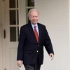 Ông Joe Lieberman sau cuộc gặp với Tổng thống Mỹ Donald Trump ở Washington, DC ngày 17/5. (Nguồn: AFP/TTXVN)