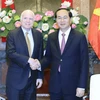 Chủ tịch nước Trần Đại Quang tiếp Đoàn các Nghị sỹ Hoa Kỳ do Thượng nghị sỹ John McCain dẫn đầu nhân chuyến thăm và làm việc tại Việt Nam. (Ảnh: Nhan Sáng/TTXVN)