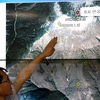 Giám đốc Cục động đất và núi lửa thuộc Cơ quan khí tượng Hàn Quốc công bố vị trí xảy ra trận động đất được cho là vụ thử bom H ở Triều Tiên ngày 3/9. (Nguồn: EPA/ TTXVN)