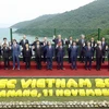 Chủ tịch nước Trần Đại Quang và các Trưởng đoàn các nền kinh tế thành viên APEC chụp ảnh chung. (Ảnh: TTXVN)
