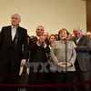 Chủ tịch đảng CDU - Thủ tướng Angela Merkel (thứ 3, phải) và nhà lãnh đạo đảng CSU Horst Seehofer (thứ 2, trái) sau một cuộc họp tại Berlin ngày 19/11. (Nguồn: AFP/TTXVN) 