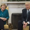 Tổng thống Mỹ Donald Trump (phải) và Thủ tướng Đức Angela Merkel (trái) tại cuộc gặp ở Washington, DC ngày 17/3/2017. (Nguồn: AFP/TTXVN)
