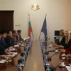 Phó Chủ tịch Quốc hội Uông Chu Lưu gặp Bộ trưởng Tư pháp Bulgaria Tsetska Tsacheva. (Ảnh: Công Thuận/TTXVN)