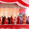 Các đại biểu Ấn Độ và Việt Nam tham gia nghi thức khởi công xây dựng trung tâm. (Ảnh: Tiên Minh/TTXVN)