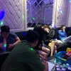 Công an phát hiện nhiều người sử dụng ma túy trong các phòng karaoke. (Ảnh: Thành Chung/TTXVN)