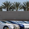Ôtô của Tập đoàn Toyota được bày bán tại California, Mỹ. (Nguồn: AFP/TTXVN)