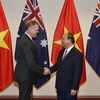 Thủ tướng Nguyễn Xuân Phúc tiếp ông Tony Smith, Chủ tịch Hạ viện Australia đang thăm chính thức Việt Nam. (Ảnh: Thống Nhất/TTXVN)