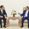 Thủ tướng Nguyễn Xuân Phúc tiếp ông Ryu Shionoya, Chủ tịch Liên minh Nghị sỹ hữu nghị Nhật Bản-Mekong. (Ảnh: Thống Nhất/TTXVN)
