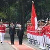 Tổng Bí thư Nguyễn Phú Trọng và Tổng thống Indonesia Joko Widodo duyệt đội danh dự trong chuyến thăm Indonesia của Tổng Bí thư Nguyễn Phú Trọng tháng 7/2017. (Ảnh: Trí Dũng/TTXVN)