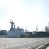 Tàu tàu Hải quân Hàn Quốc cập cảng Tiên Sa. (Ảnh: Hồng Pha/TTXVN)