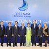 Thủ tướng Nguyễn Xuân Phúc và các đại biểu tham dự hội nghị. (Ảnh: Thống Nhất/TTXVN)