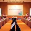 Buổi tọa đàm về giới và nhận thức của giới truyền thông trong chuỗi các sự kiện hướng tới Hội nghị Bộ trưởng Phụ nữ ASEAN lần thứ 3. (Ảnh: Anh Tuấn/TTXVN)